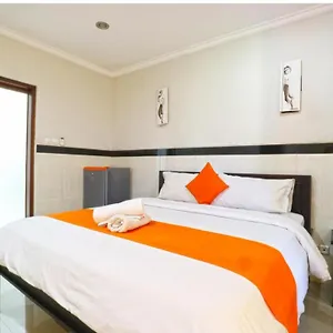 Rena Segara House Kuta Guest house